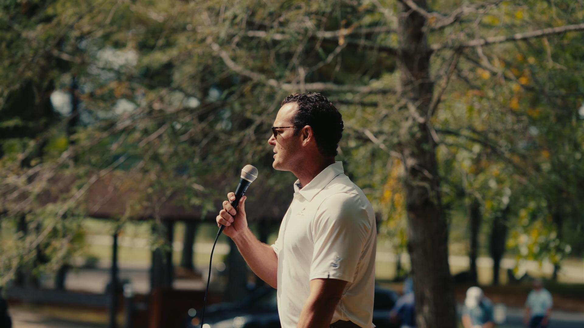 Host sharing remarks with the crowd