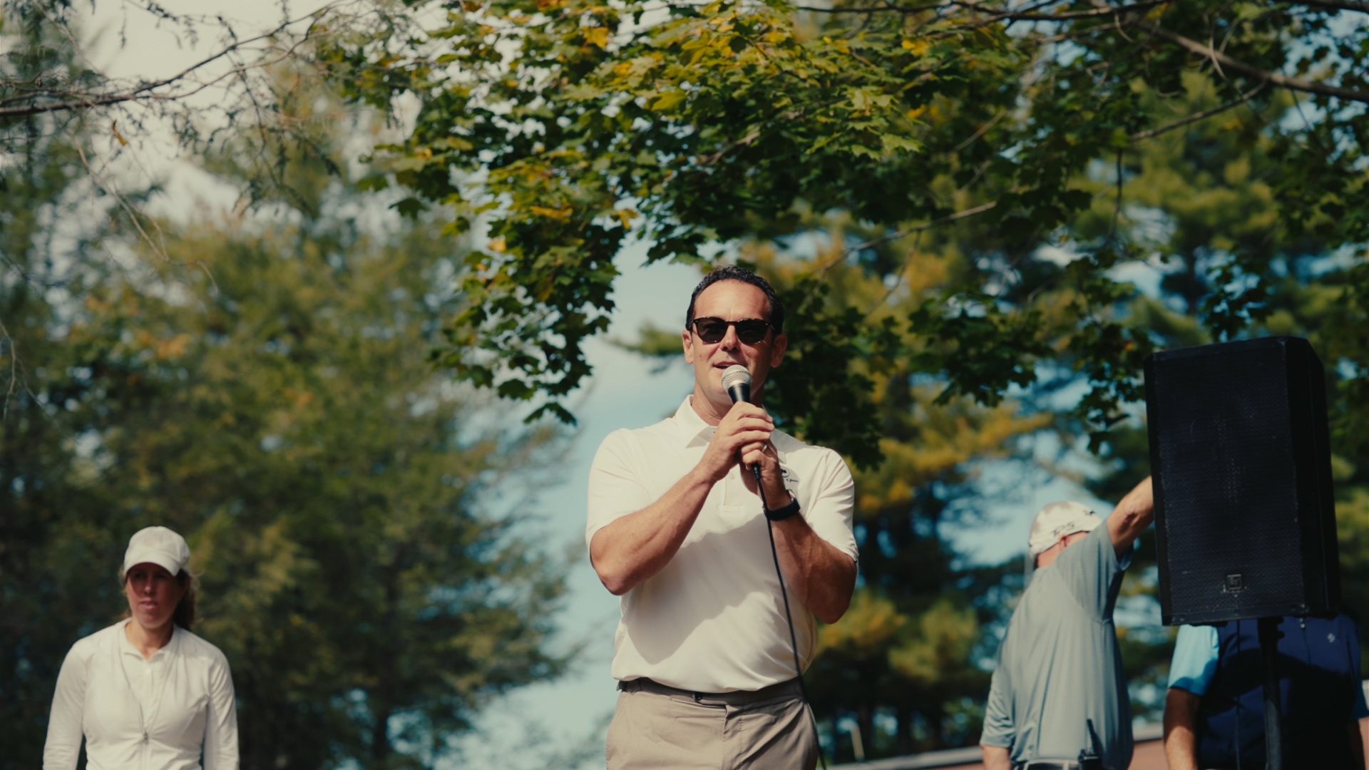 Welcoming players before the shotgun start